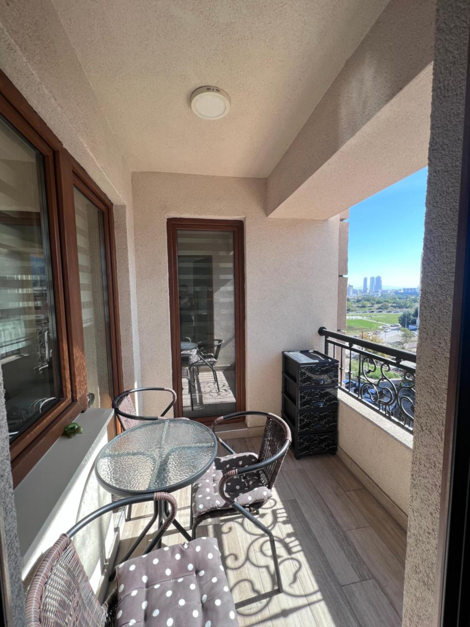 Modern Flatiron Apartment, Skopje Center Ngoại thất bức ảnh